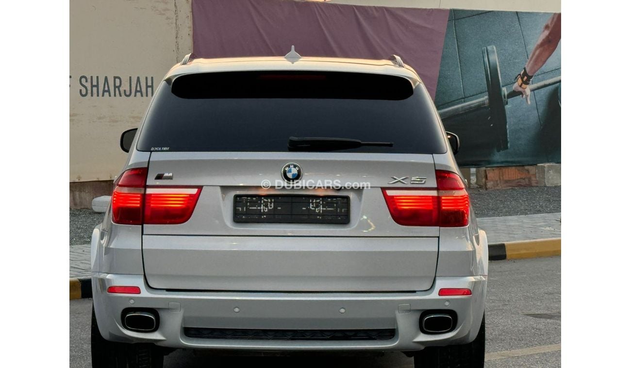 بي أم دبليو X5 In excellent condition and requires no expenses