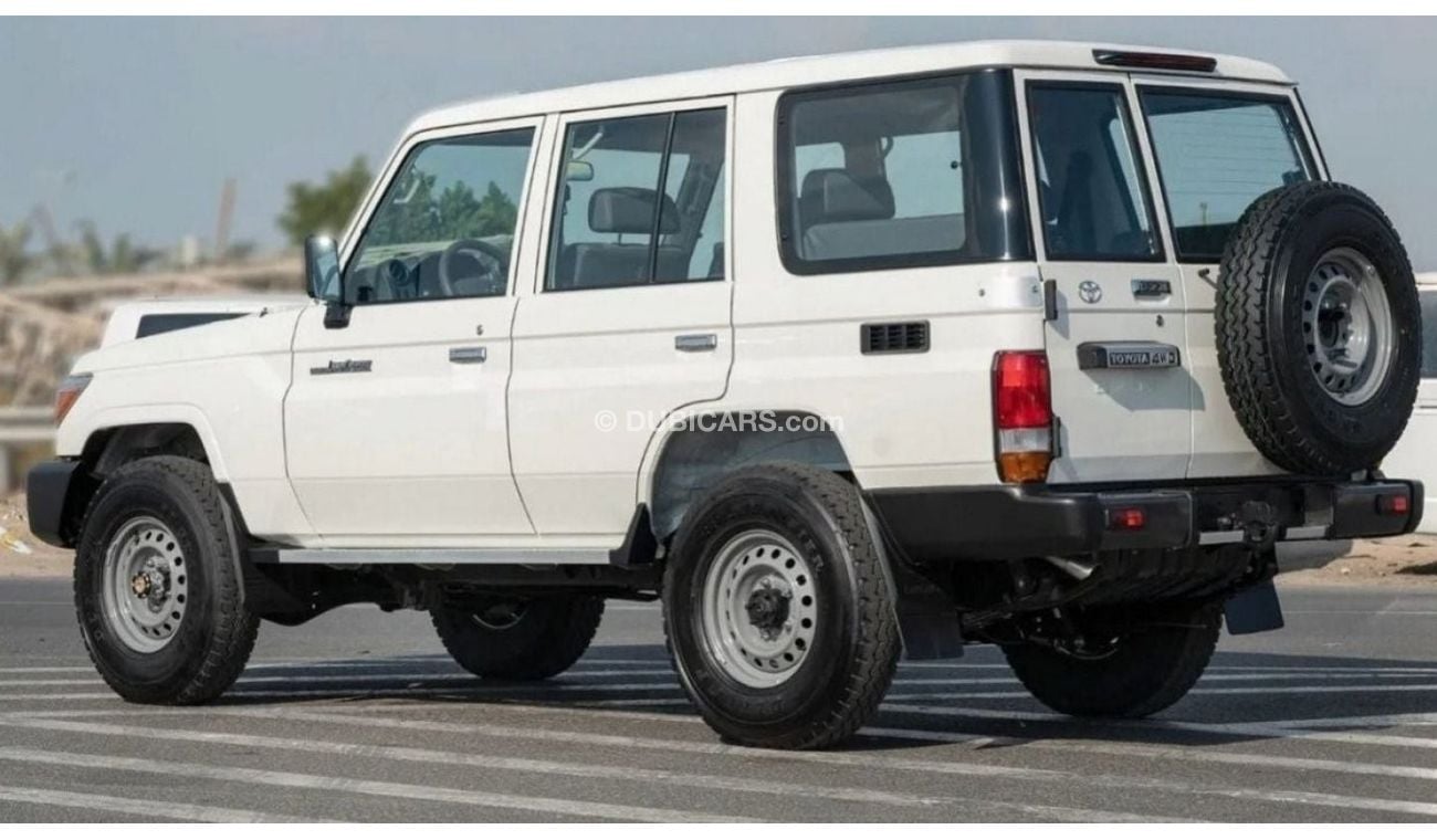 تويوتا لاند كروزر هارد توب LAND CRUISER HARDTOP 5DOOR 4.2L V6