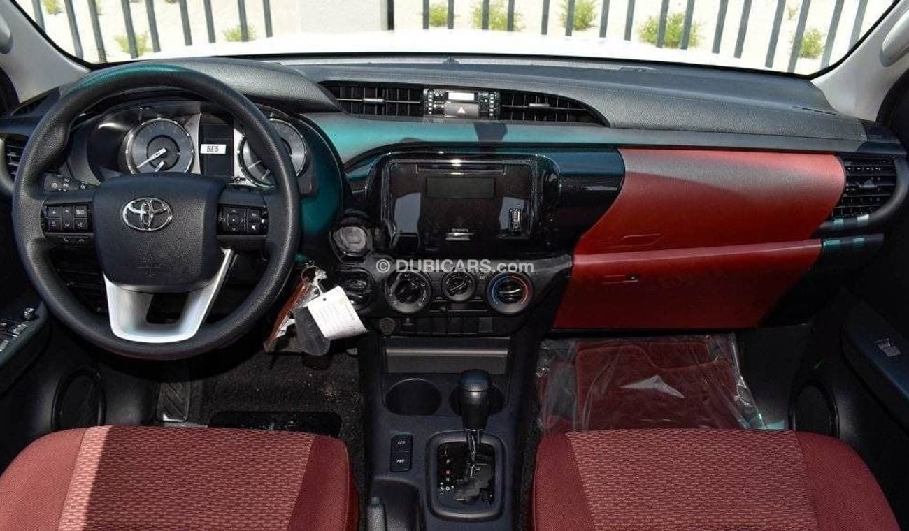 تويوتا هيلوكس Toyota hilux 2.7L petrol A/T MY2024