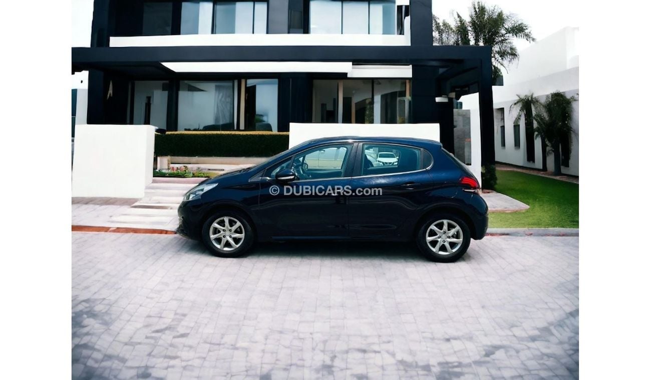 Peugeot 208 Active Plus AED 340 PM | PEUGEOT 208 2019 | GCC SPECS |  HATCHBACK | MINT CONDITION |  0% DOWNPAYMEN