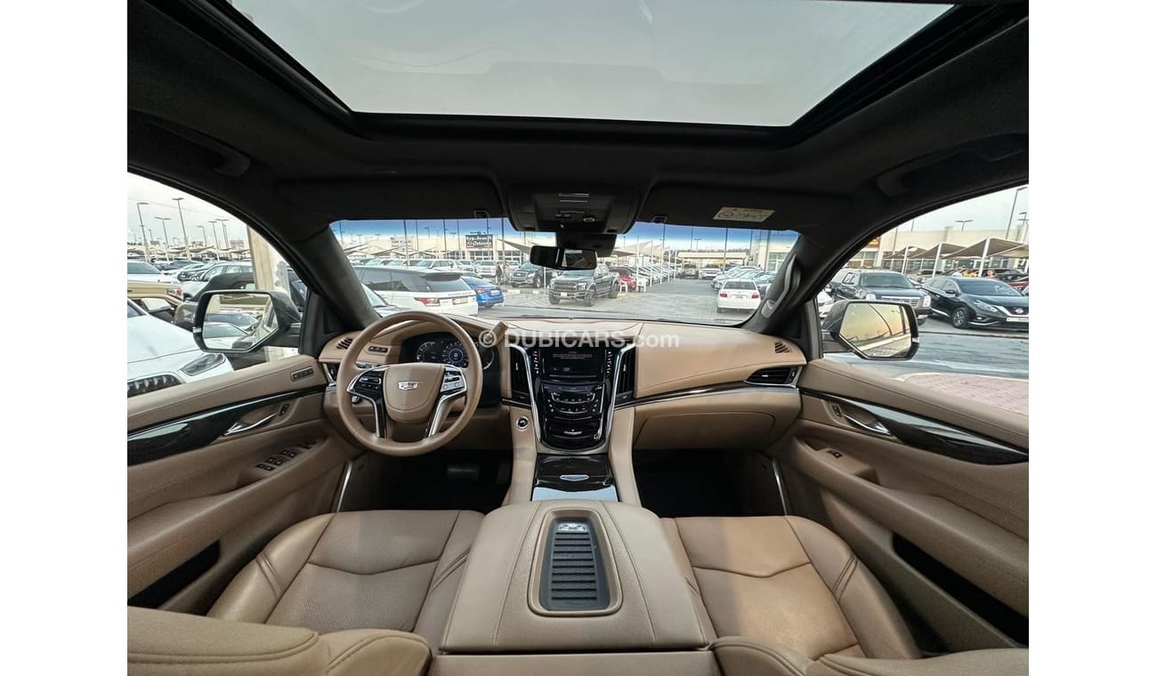 كاديلاك إسكالاد Cadillac Escalade Platinum XLGcc2018_Excellent_Condition _Full option