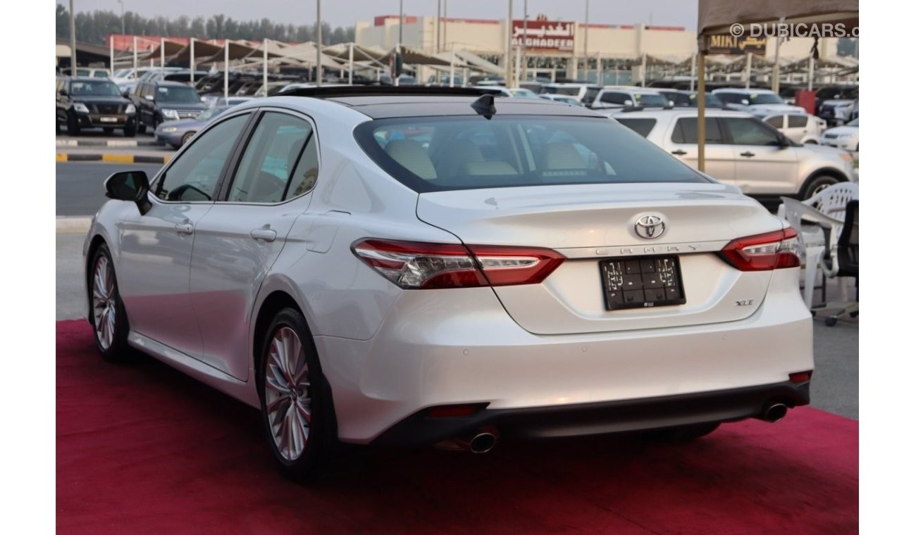 Toyota Camry Sport Toyota Camry XSE / 2020 / Canadian Clean Title / V6 / 3.5L / Full / Free Accident