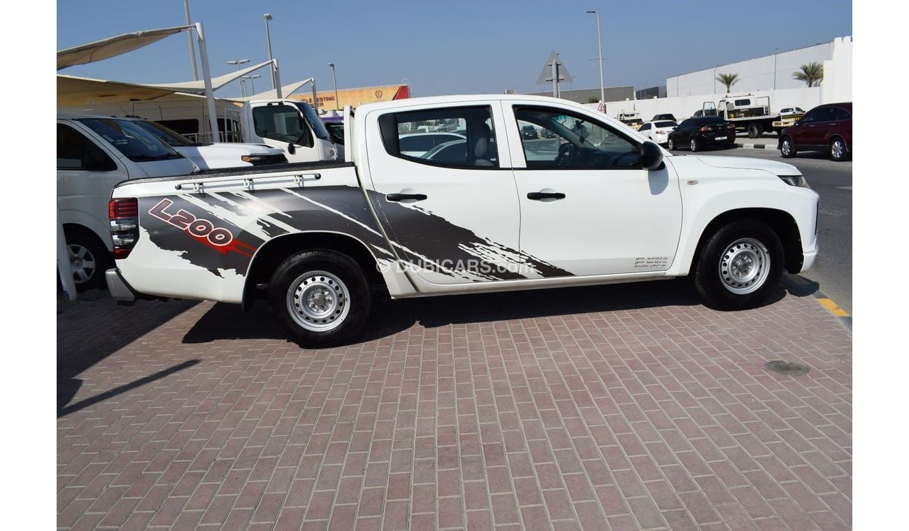 ميتسوبيشي L200 GL 2.4L (128 HP) Double Cab Utility Mitsubishi L200 D/C pick up 4x2, model:2020. Excellent condition