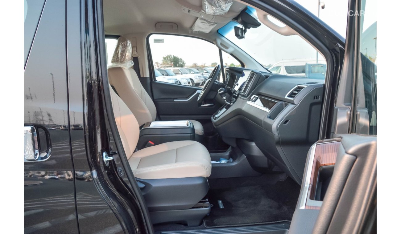 تويوتا جرافينا TOYOTA GRANVIA PREMIUM 2.8L RWD DIESEL MINIVAN 2025