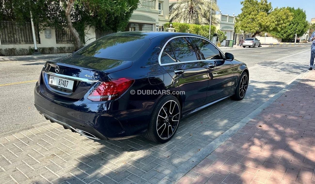 مرسيدس بنز C 300 AMG Pack 2.0L