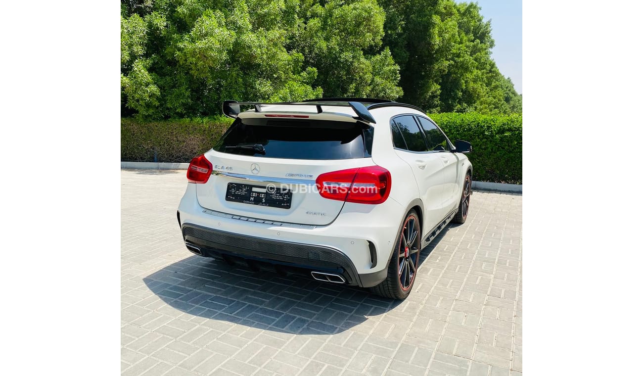 Mercedes-Benz GLA 45 AMG STD 2.0L