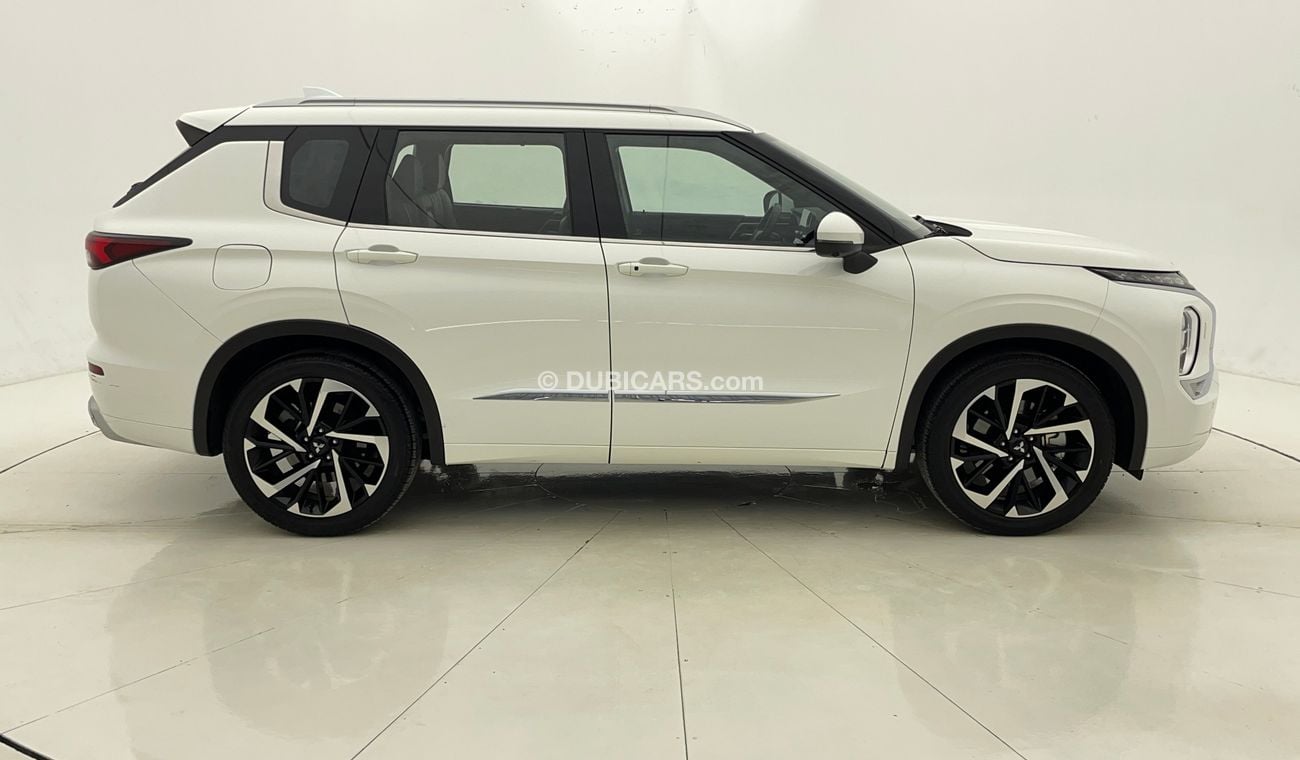 Mitsubishi Outlander PREMIUM 2.5 | Zero Down Payment | Home Test Drive