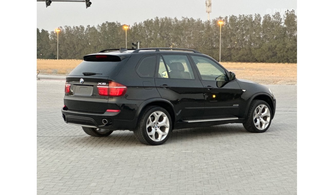 BMW X5 xDrive 35i MODEL 2012 GCC CAR  PERFECT CONDITION FULL OPTION PANORAMIC ROOF LEATHER SEATS FULL ELECT