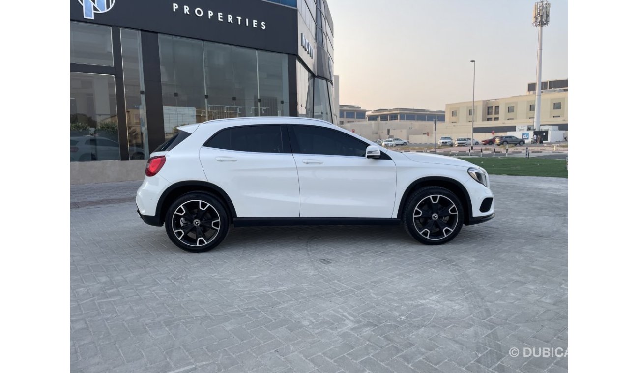 Mercedes-Benz GLA 250