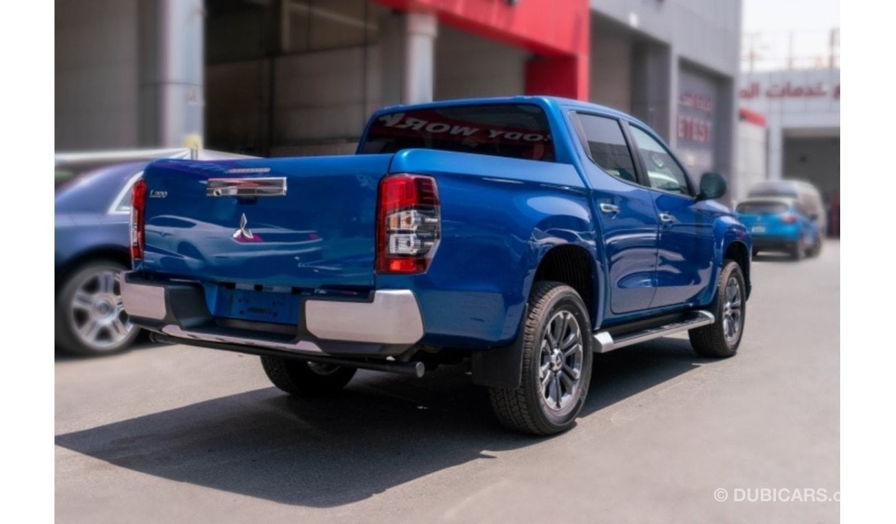 ميتسوبيشي L200 MITSUBISHI L200 SPORTERO DOUBLE CAB PICKUP 2.4L DIESEL 4WD AUTOMATIC