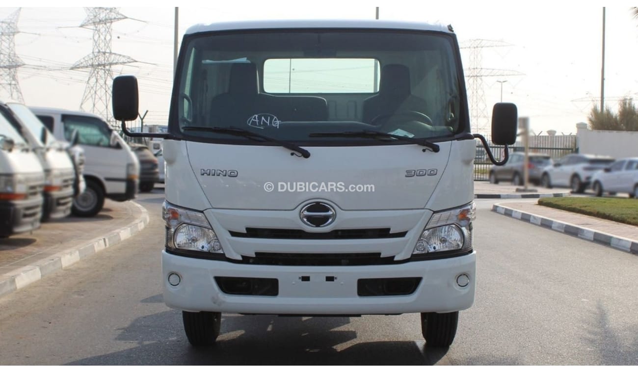 Hino 300 HINO 300 XZU 710L 6.5 TON 300S WIDE CAB 4X2 (only for export)