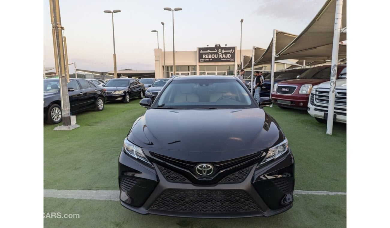 تويوتا كامري 2018 Toyota Camry SE (XV70), 4dr sedan, 2.5L 4cyl Petrol, Automatic, Front Wheel Drive. clean car no