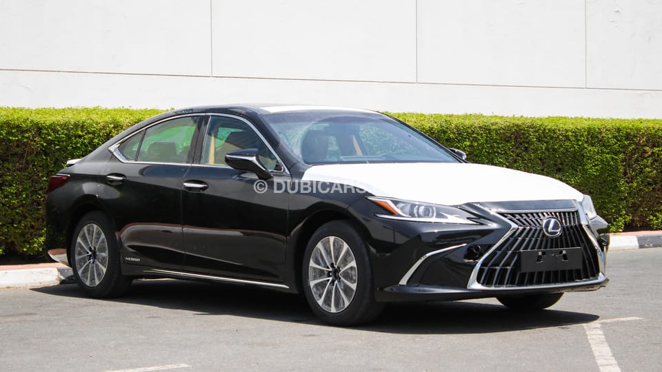 New Lexus ES 300 Hybrid 2022 for sale in Dubai - 542463