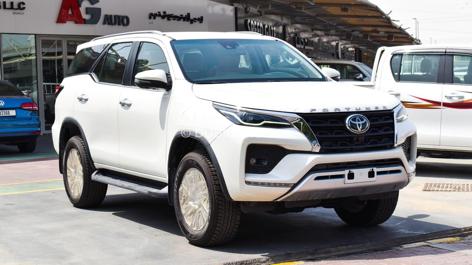 New Toyota Fortuner SR5 2.8L Diesel 2022 for sale in Dubai - 539299