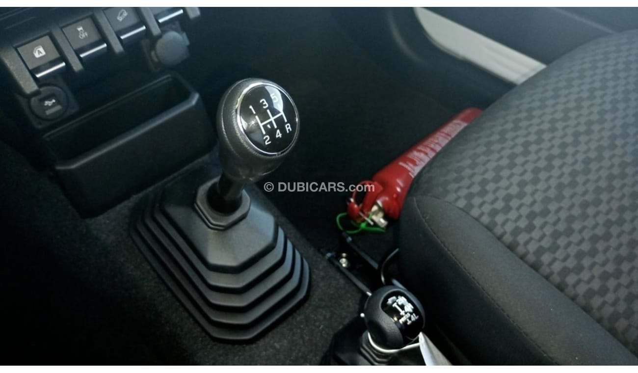 Suzuki Jimny GCC Brand New Manual Transmission