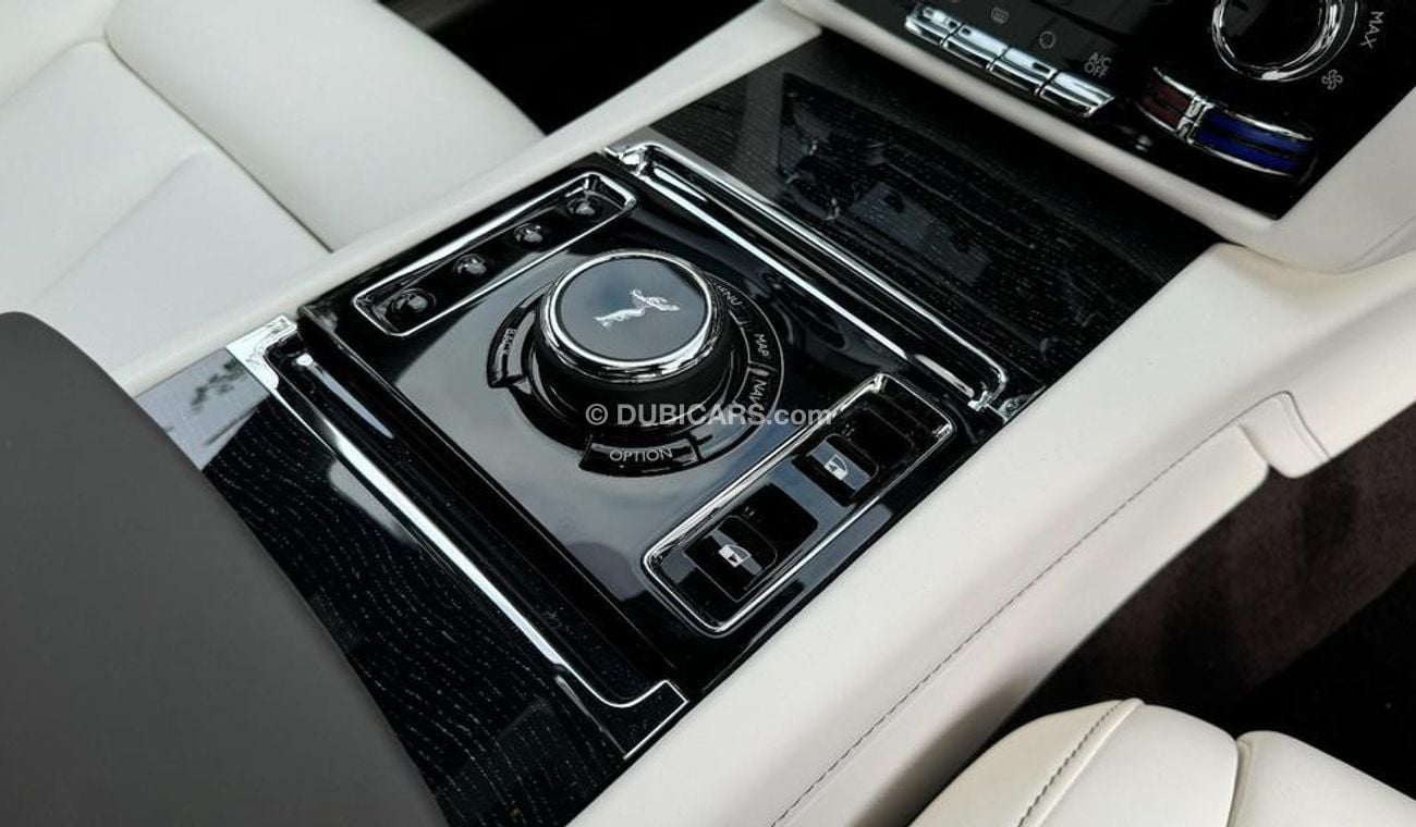 Rolls-Royce Ghost 4dr Auto 6.8 RIGHT HAND DRIVE