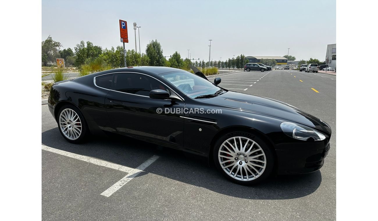 Aston Martin DB9 Coupe