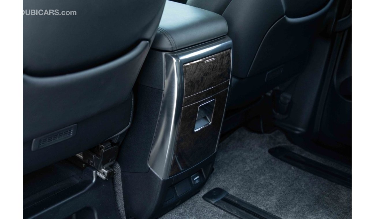 Toyota Alphard 2020 Toyota Alphard 3.5 Executive Lounge - Black Inside Black | Export Only