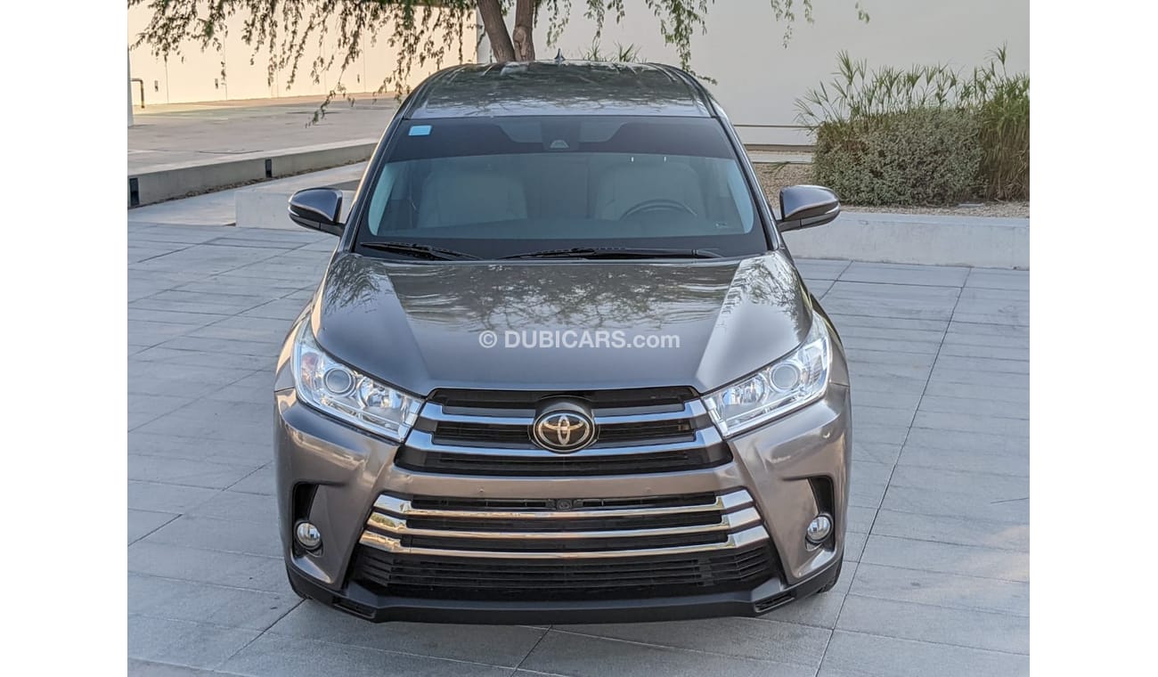 Toyota Highlander LE