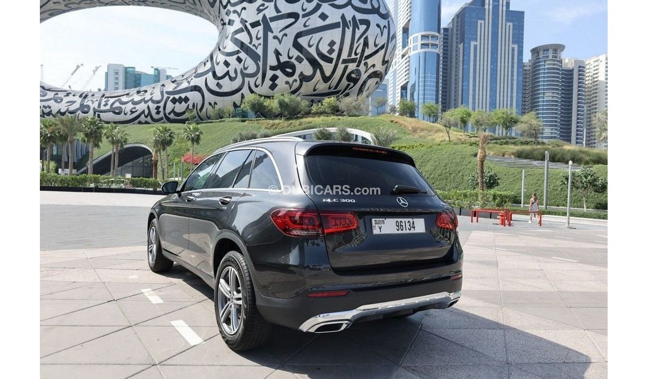 Mercedes-Benz GLC 300 4MATIC 2.0L