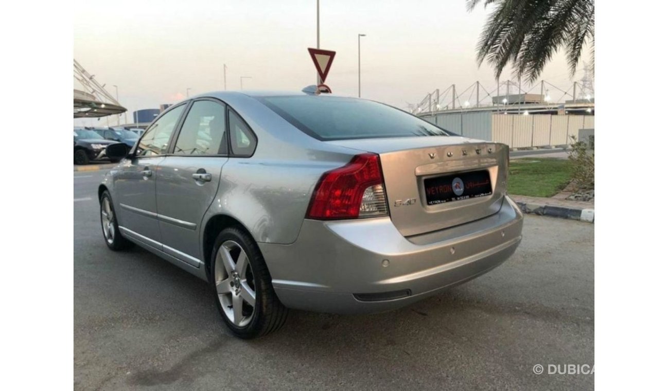 فولفو S40 VOLVO S40 2012 GCC PERFECT CONDITION