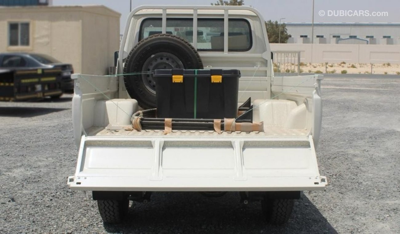 تويوتا لاند كروزر بيك آب Toyota/LAND CRUISER PICK UP D 4.2L SC 3 seater 2 AIRBAG & ABS MT