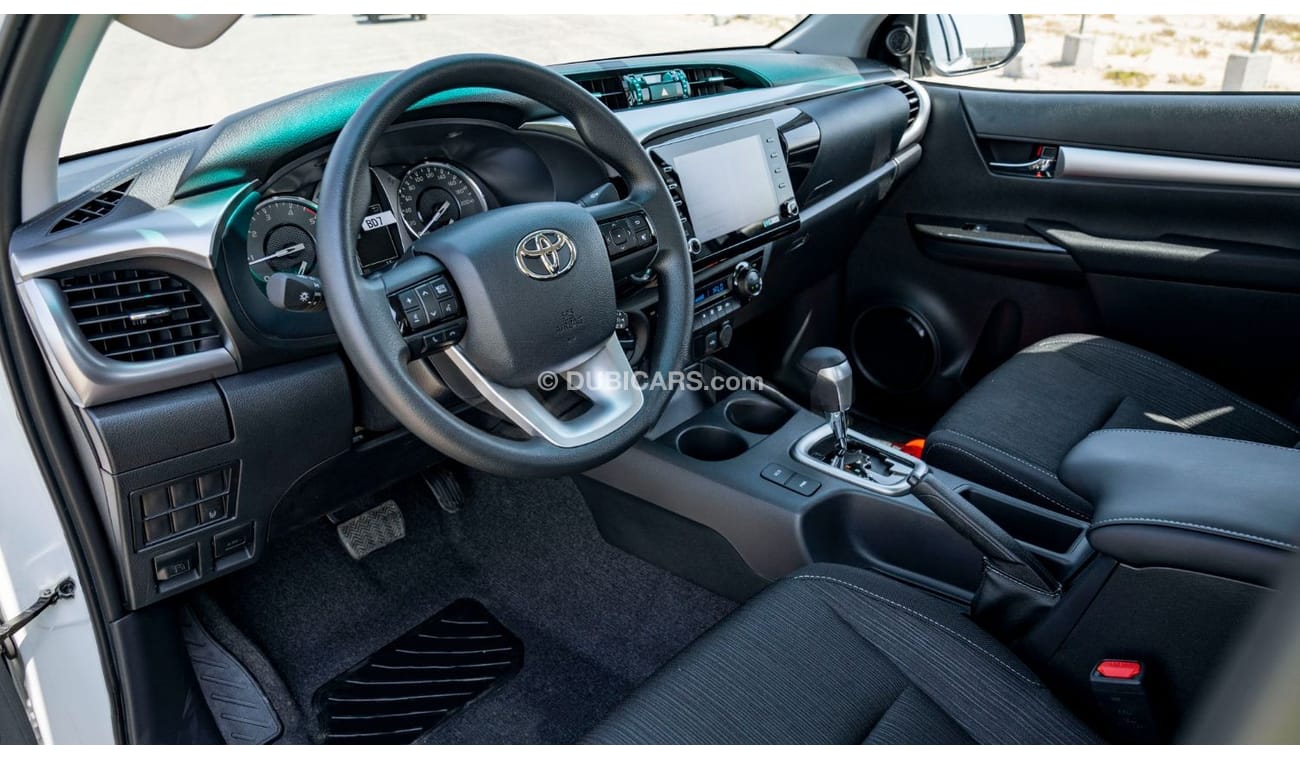 تويوتا هيلوكس Toyota Hilux 2.4L Diesel AT Full option MY2024