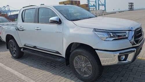 تويوتا هيلوكس TOYOTA HILUX 2.7L PETROL MANUAL 2024 MODEL GCC