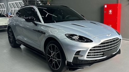 Aston Martin DBX 707 edition