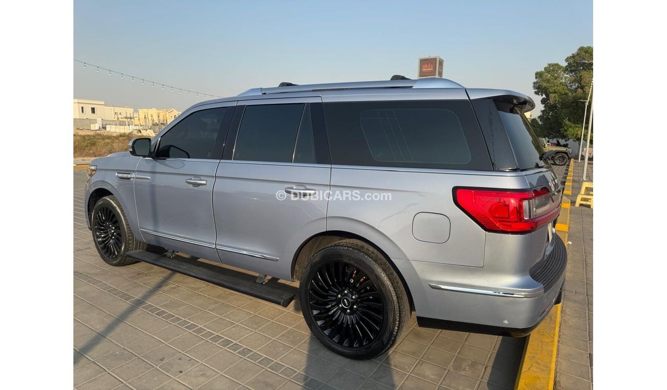 Lincoln Navigator