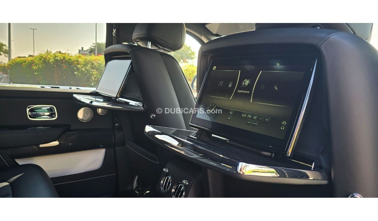 Rolls-Royce Cullinan Rolls Royce Cullinan Black Badge | 2024