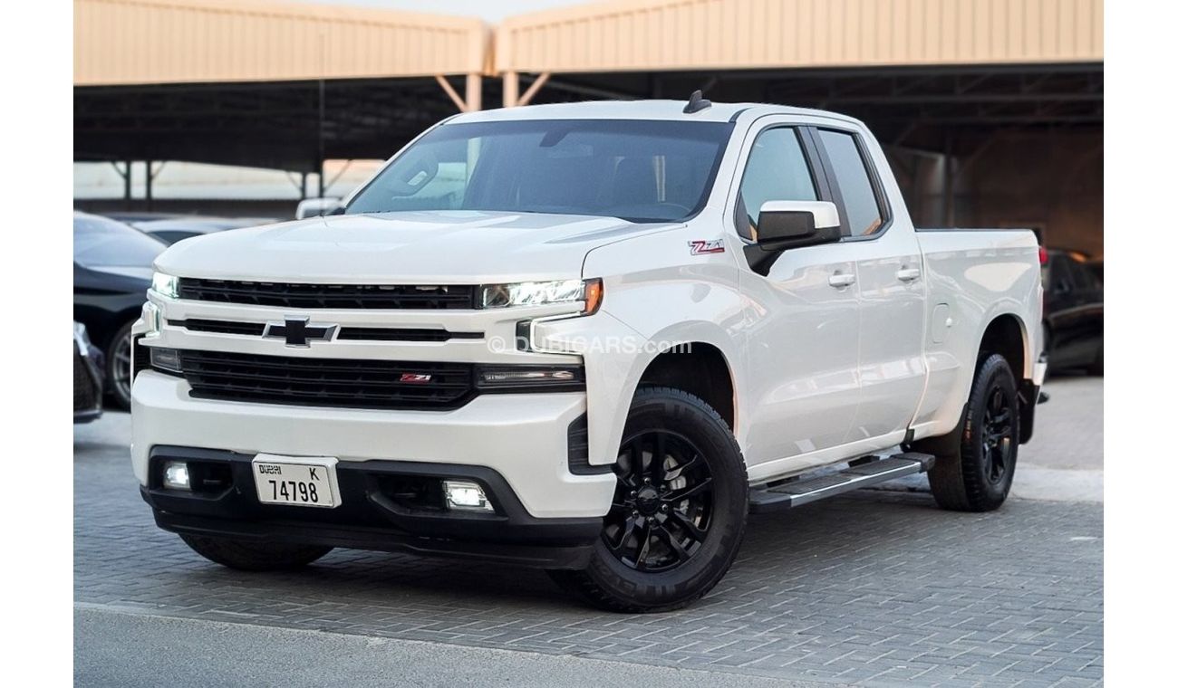 Chevrolet Silverado RST