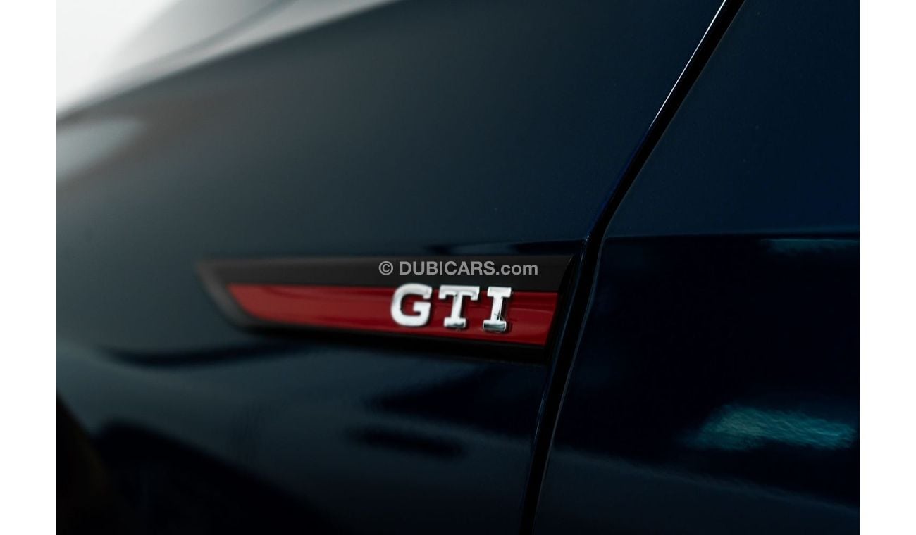 Volkswagen Golf GTI SEL 2.0T GTI P2 MID