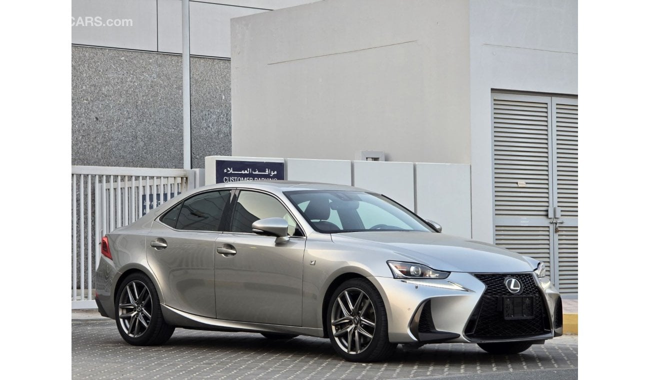 Lexus IS300 F Sport LEXUS IS-300 F-SPORT 2020 GCC PERFERCT CONDITION IN SIDE OUT SIDE // 2 KEYS