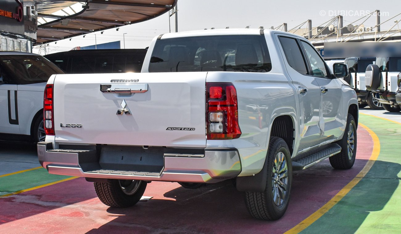 Mitsubishi L200 Sportero. 2.4L Diesel A/T