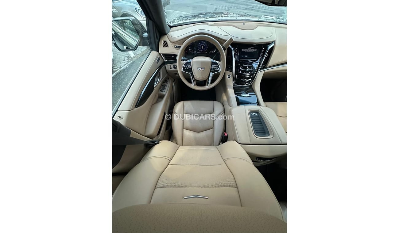 كاديلاك إسكالاد Cadillac Escalade Platinum XLGcc2018_Excellent_Condition _Full option