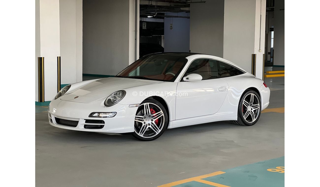 Porsche 911 997 Targa 4S clean GCC car