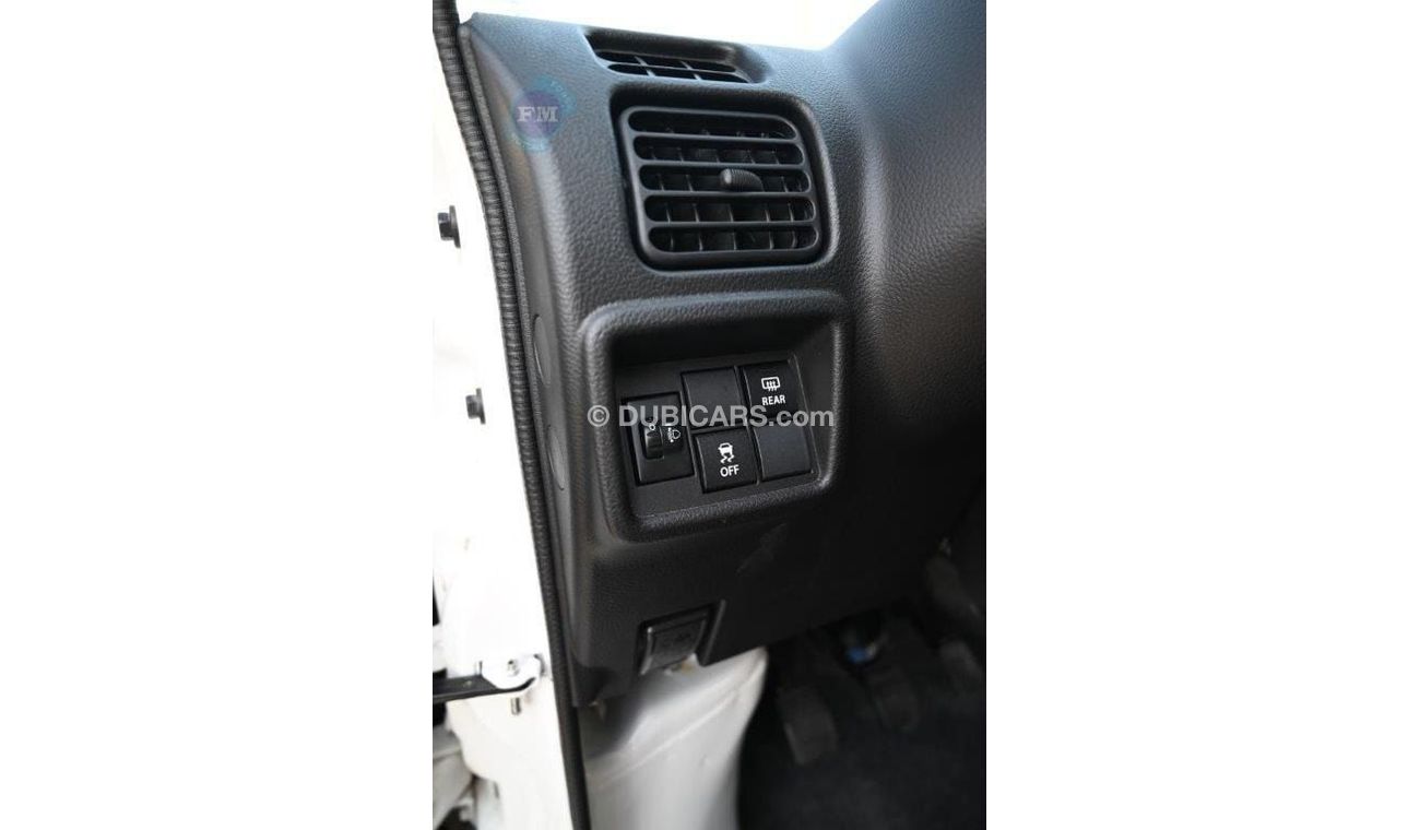 سوزوكي EECO 1.2L Petrol Cargo Van Manual