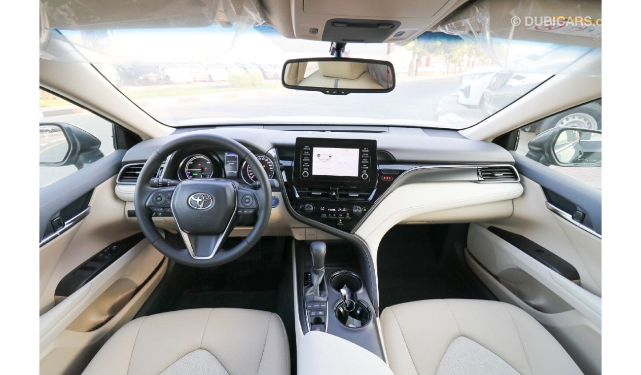 Toyota Camry HYBRID 2.5