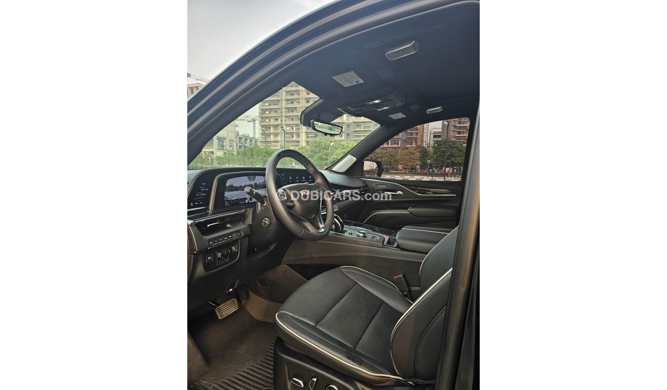 كاديلاك إسكالاد 6.2L Sport