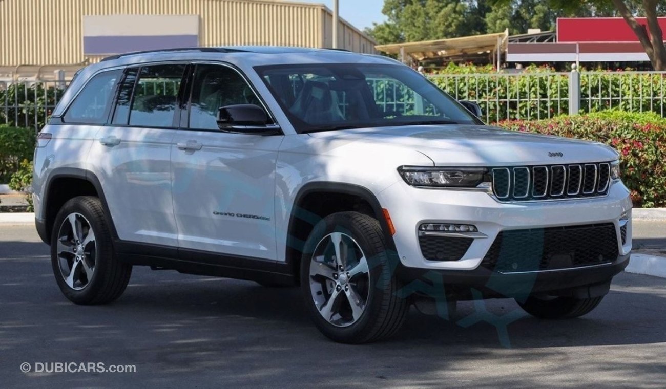 Jeep Grand Cherokee Limited Plus Luxury V6 3.6L 4X4 , 2024 GCC , 0Km , With 3 Years or 60K Km Warranty @Official Dealer