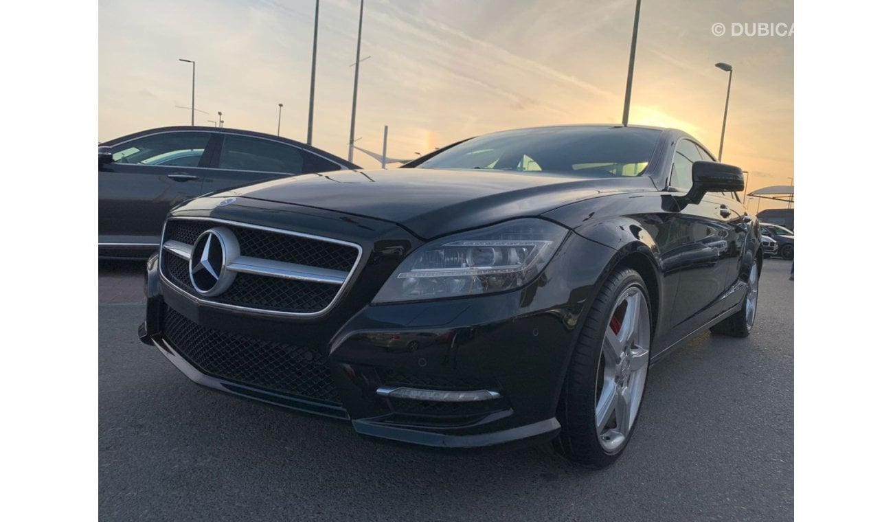 Mercedes-Benz CLS 500 Std Mercedes CLS 500_GCC_2014_Excellent Condition _Full option