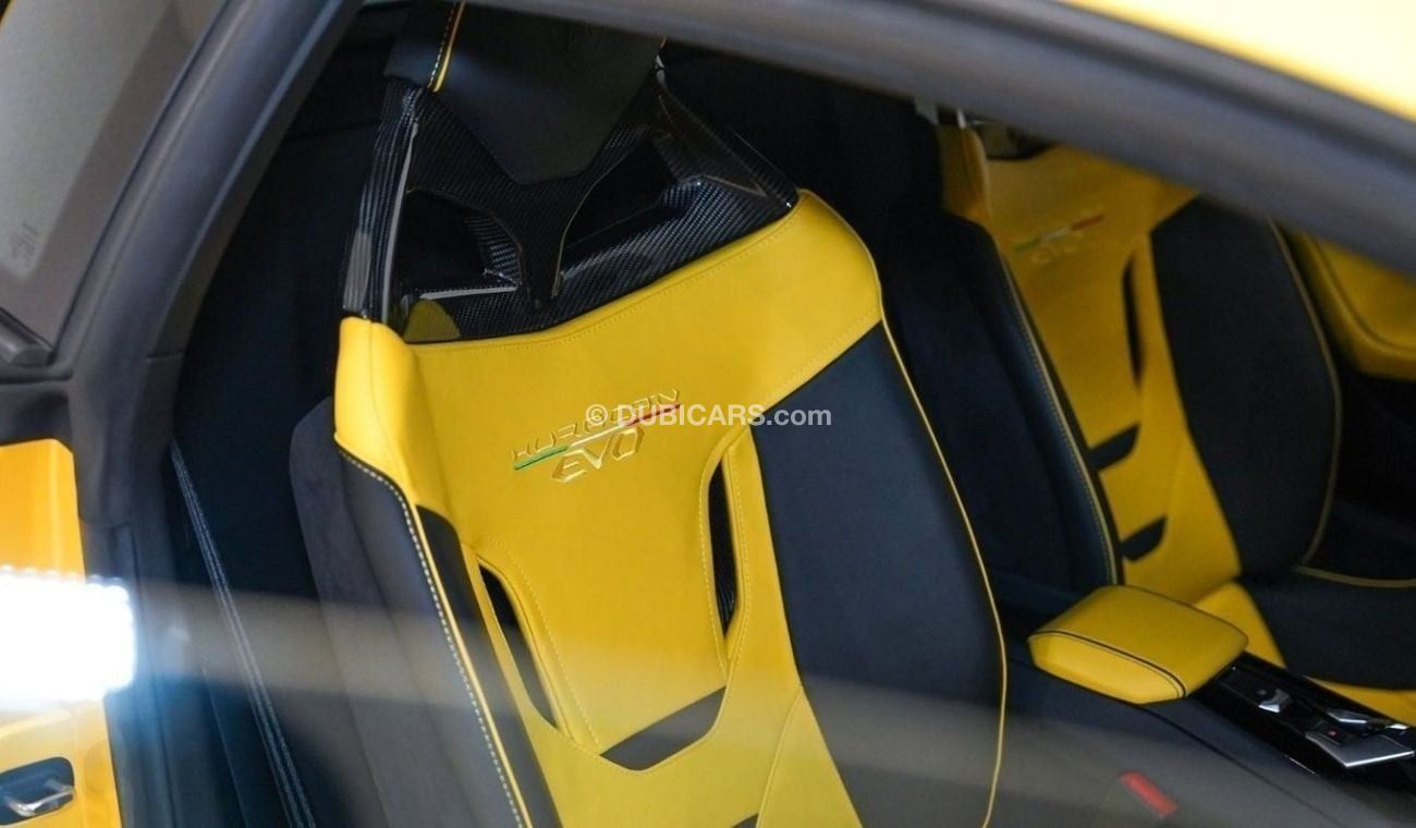 Lamborghini Huracan EVO Spyder - AED 17,009 P/M - 2 Years Warranty