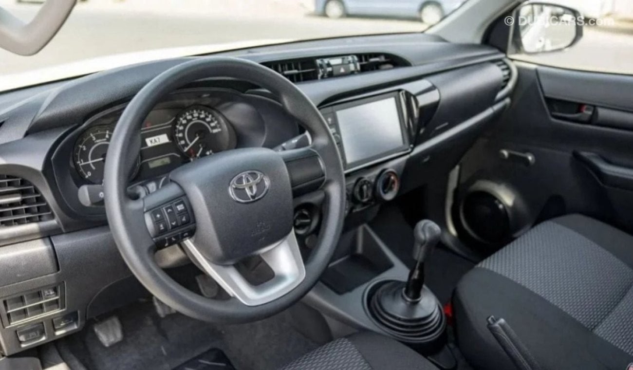 تويوتا هيلوكس Toyota Hilux 2.4L MT 2024