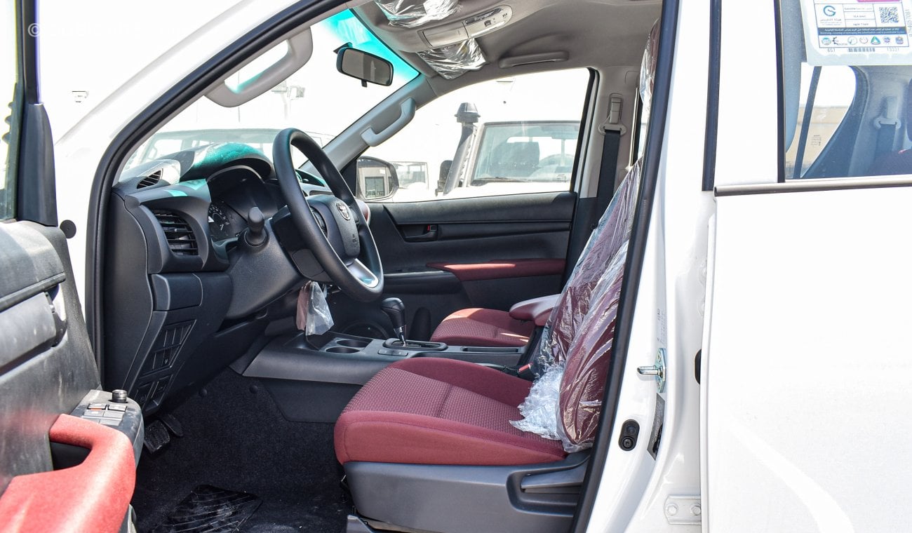 Toyota Hilux DLX 2.7L. 4WD A/T