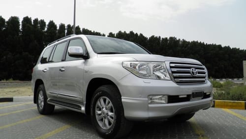 Toyota Land Cruiser 2011 GXR V6 sunroof