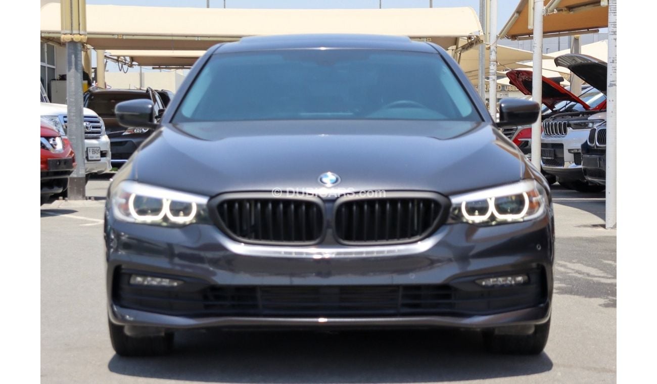 BMW 520i Std 2.0L BMW 520i Black Edition/ GCC / 2020 / First Owner original Paint