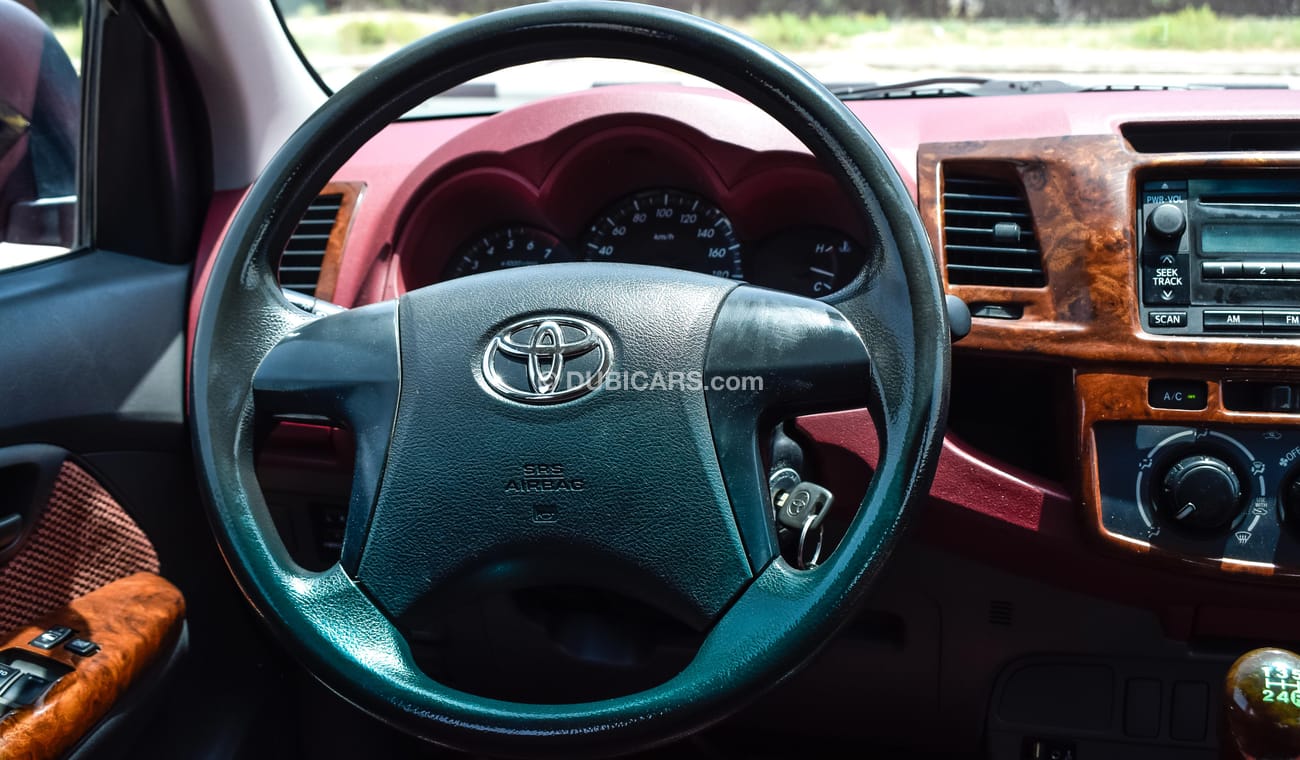 Toyota Hilux 2013 4X4 Grand Ref#153