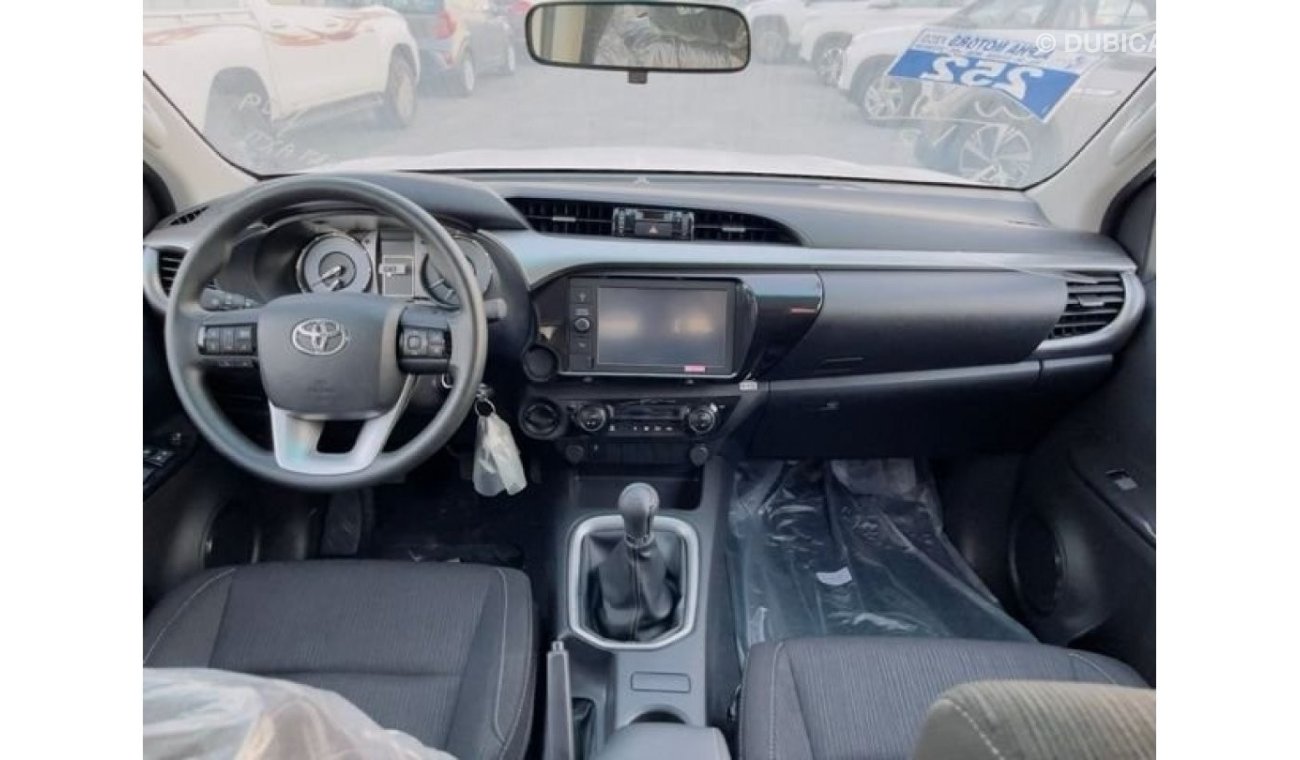 تويوتا هيلوكس Toyota Hilux 4x4 Double cabin 2.4L Diesel Mid Option Manual Transmission (2022 model)