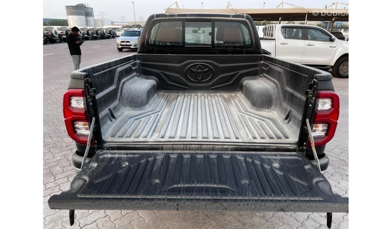 تويوتا هيلوكس 2023 Toyota Hilux SR5 GLX-S Double Cab 2.8L 4-Cyl Diesel A/T 4WD Only For export